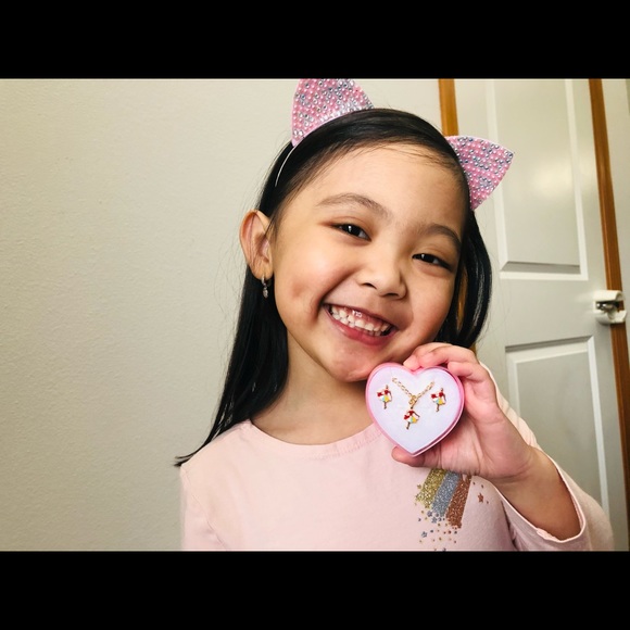 🌟HP🌟Gorgeous Ballerina Jewelry Set - Picture 4 of 4